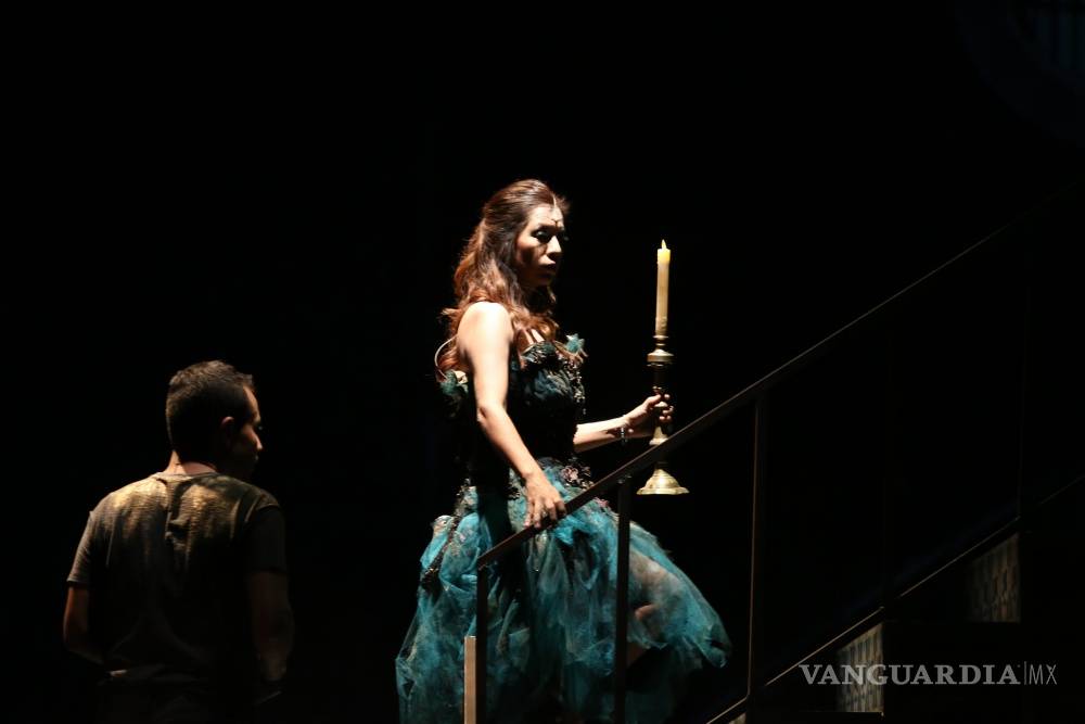 $!Recuerdan el 90 aniversario del natalicio de Carlos Fuentes con la ópera "Aura"