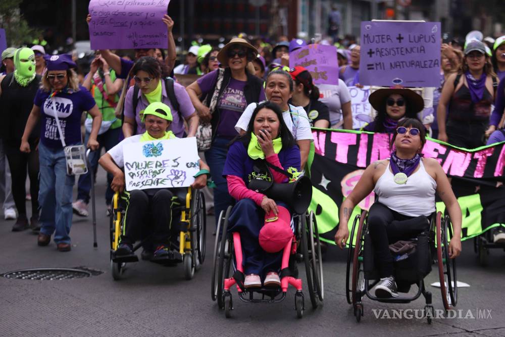 Más de 120 mil mujeres marchan en CDMX por el 8M para exigir justicia y ...