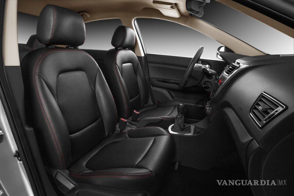 $!Así es el JAC J4, auto chino que compite contra Versa, Aveo y Vento en México