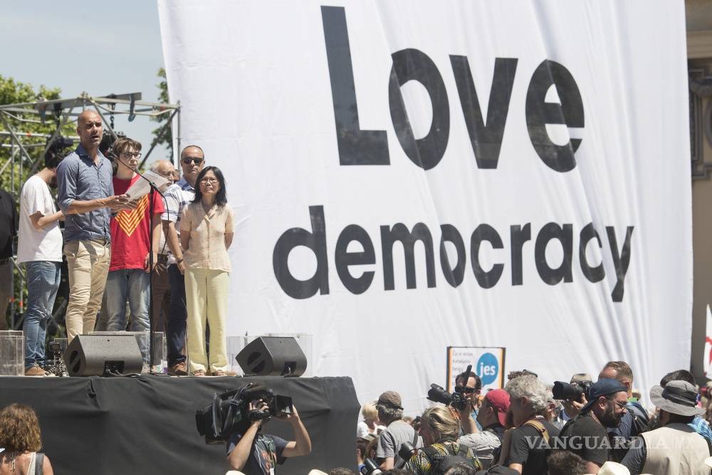 $!Pide Josep Guardiola a los catalanes a votar en el reférendum soberanista