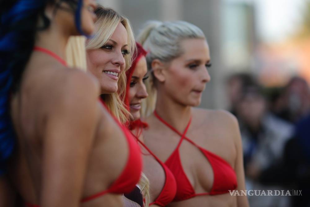 $!Stormy Daniels, acusadora de Trump, estrena show erótico en Alemania