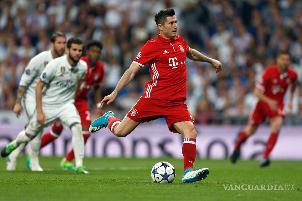 $!Van Lewandowski y Aubameyang por cifra récord histórico de goles en la Bundesliga
