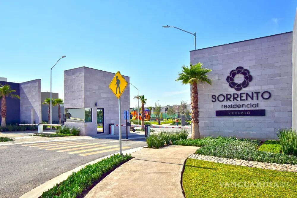 $!Las residencias de Sorreto Residencial, en Saltillo, tienen el mismo precio del fraccionamiento Verania Residencial en Cumbres, en la ciudad de Monterrey.