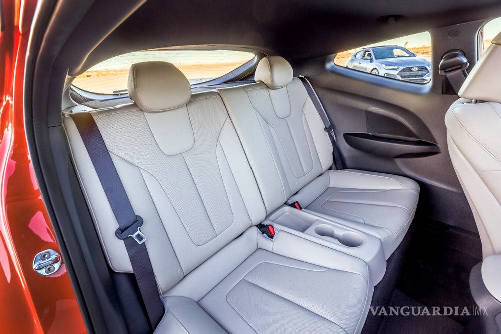 $!Hyundai Veloster se presenta en Autoshow de Detroit