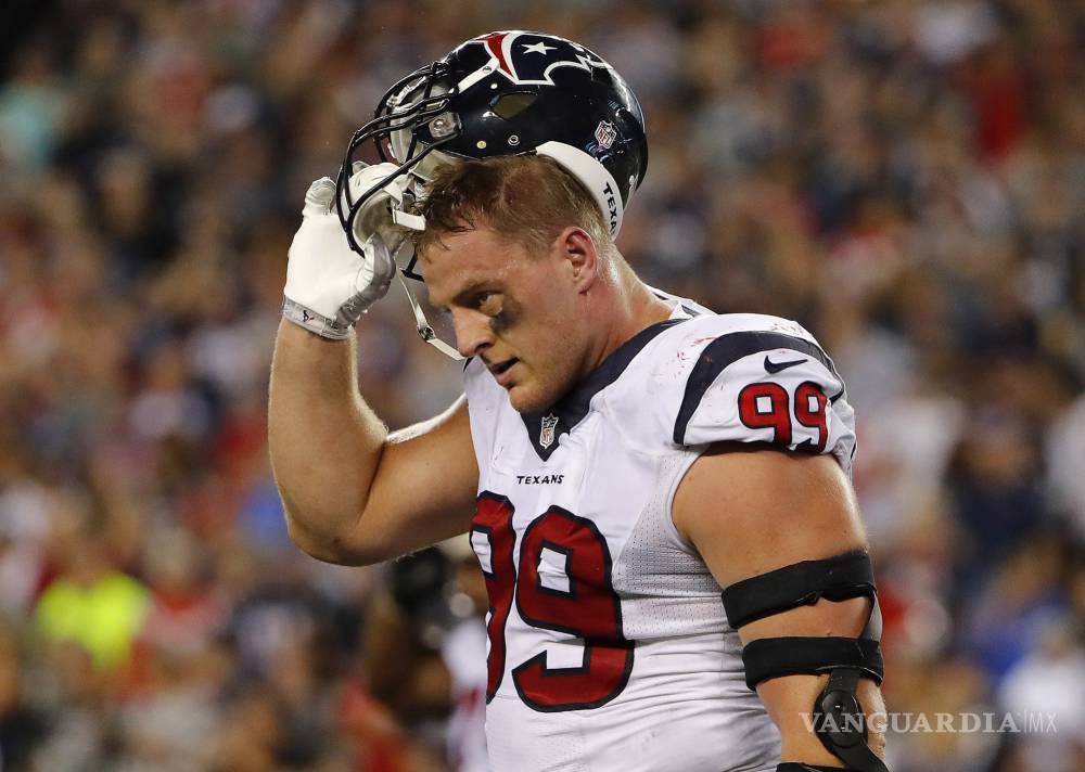 $!J.J. Watt dona 10 mil dólares para jugador de americano en coma