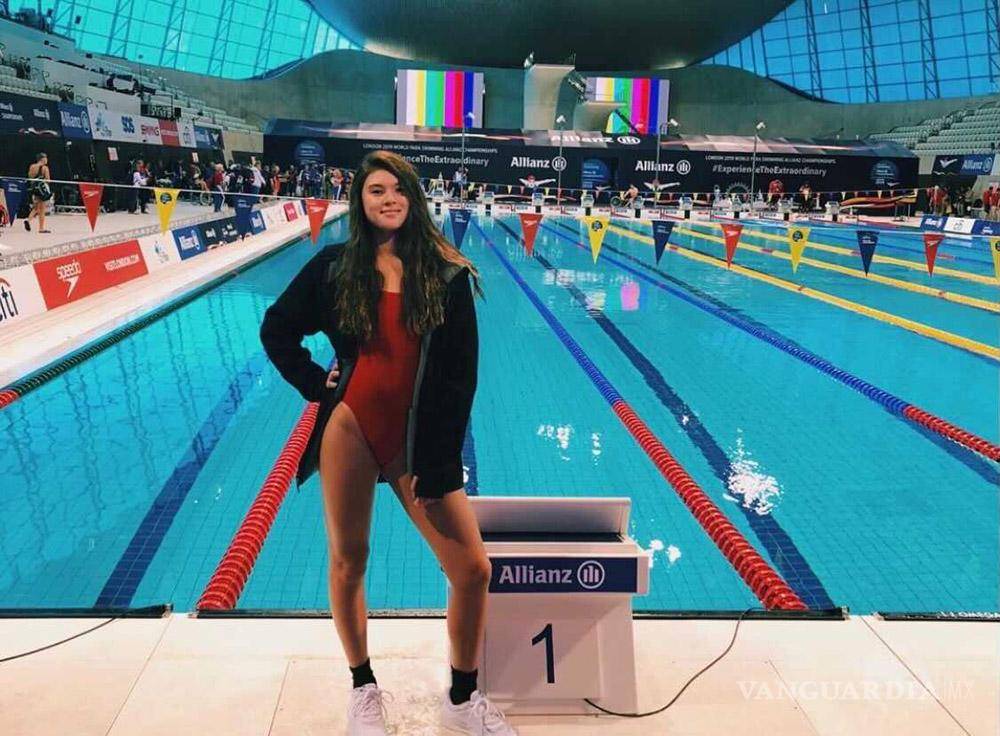 $!Anastasia Pagonis, la nadadora ciega sensación de los Paralímpicos junto a su perro