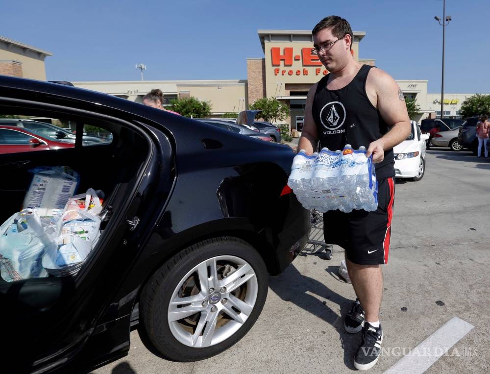 $!Costa texana se prepara para paso tormenta de la tropical Harvey
