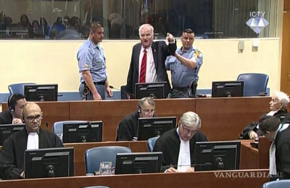 $!Pide presidente serbio mirar al futuro tras condena por genocidio a Ratko Mladic