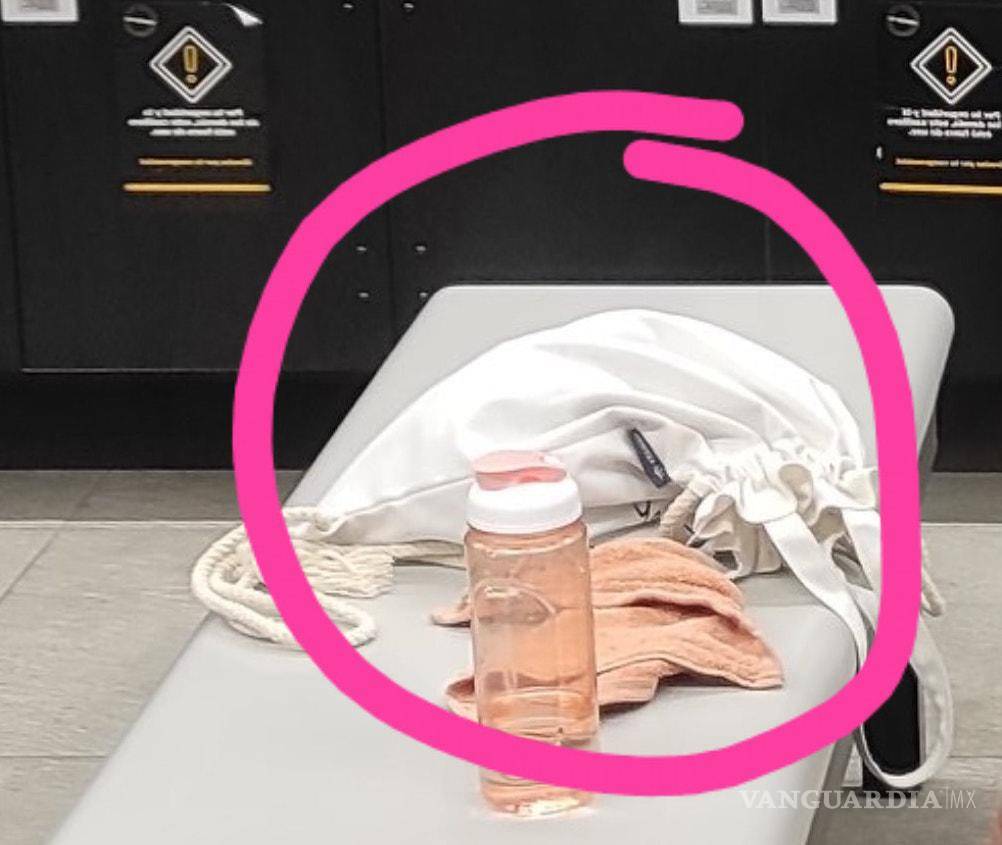 $!La afectada compartió una fotografía de su morral por si alguien lo encuentra.