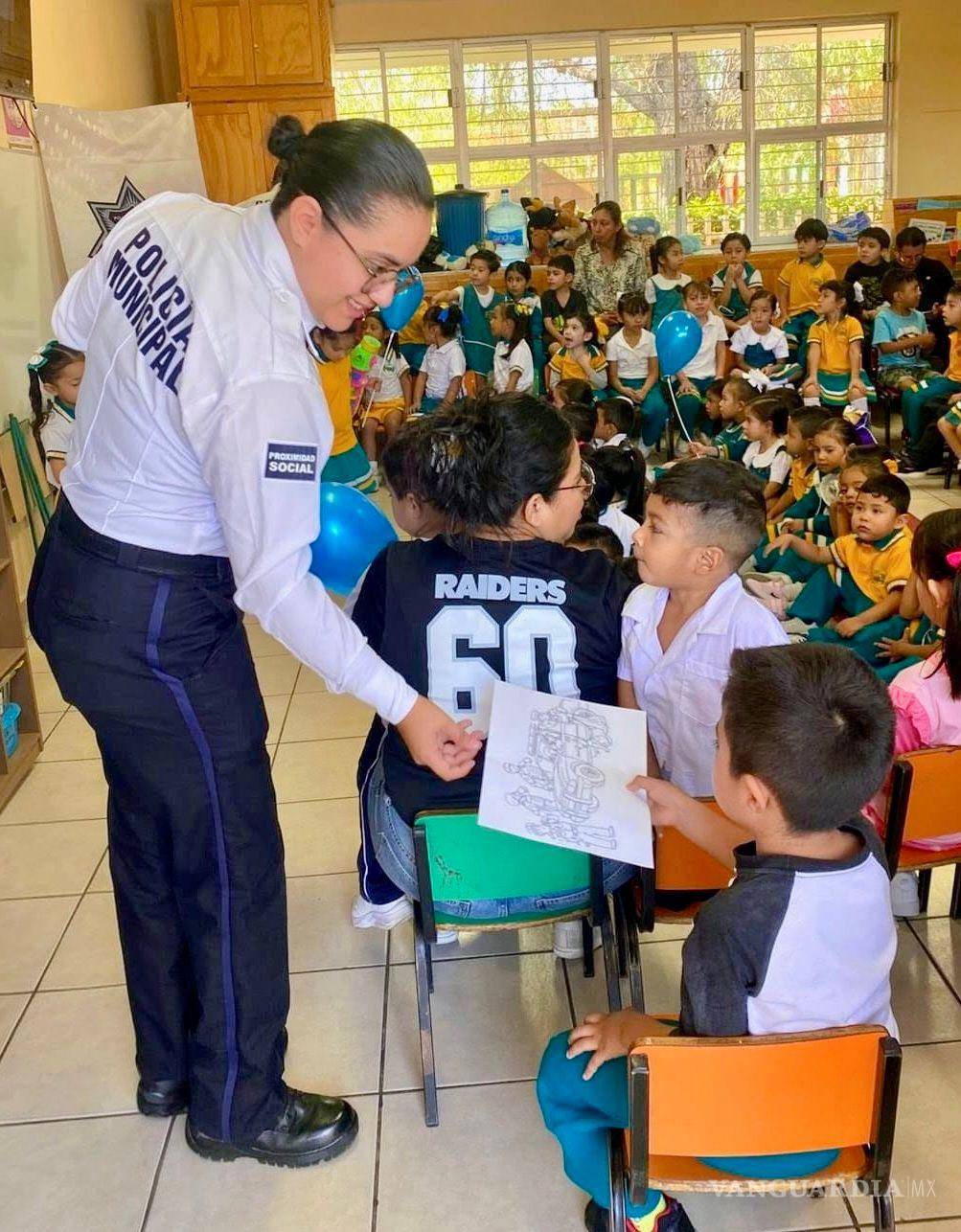 $!El alcalde Tomás Gutiérrez Merino destaca la importancia de la educación preventiva para construir comunidades seguras.