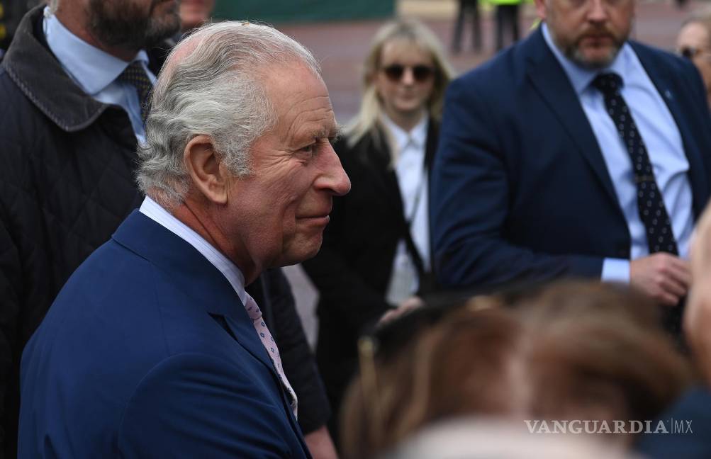Así inicia el reinado del Carlos III tras una larga espera para ser el monarca británico (fotos)