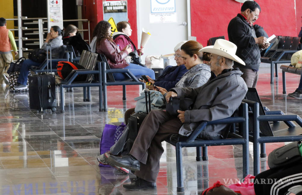 $!Descartan instalar filtros sanitarios para viajeros de la CDMX en la Central de Autobuses de Saltillo