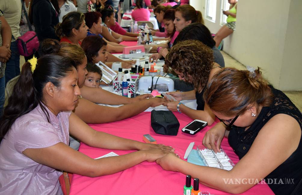$!Celebran en Nava el Día Internacional de la Mujer