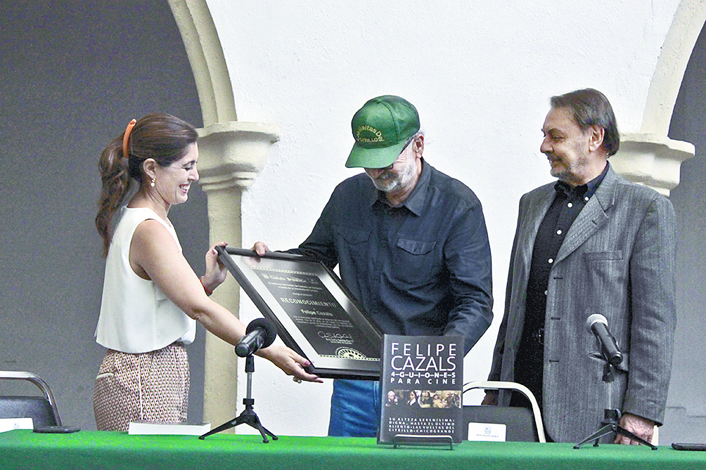 $!Reconocen legado de Felipe Cazals en Saltillo