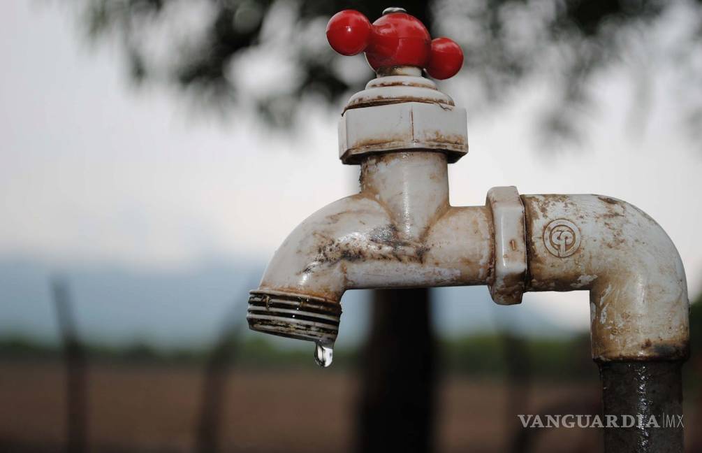 Acusan de inflar obra a Simas de San Pedro