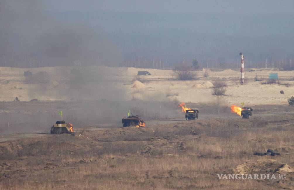 $!Vista general de los ejercicios táctico de las fuerzas armadas de Bielorrusia y Rusia en un campo de tiro cerca de Rivne, Ucrania. EFE/EPA/PRSIDENTIAL PRESS