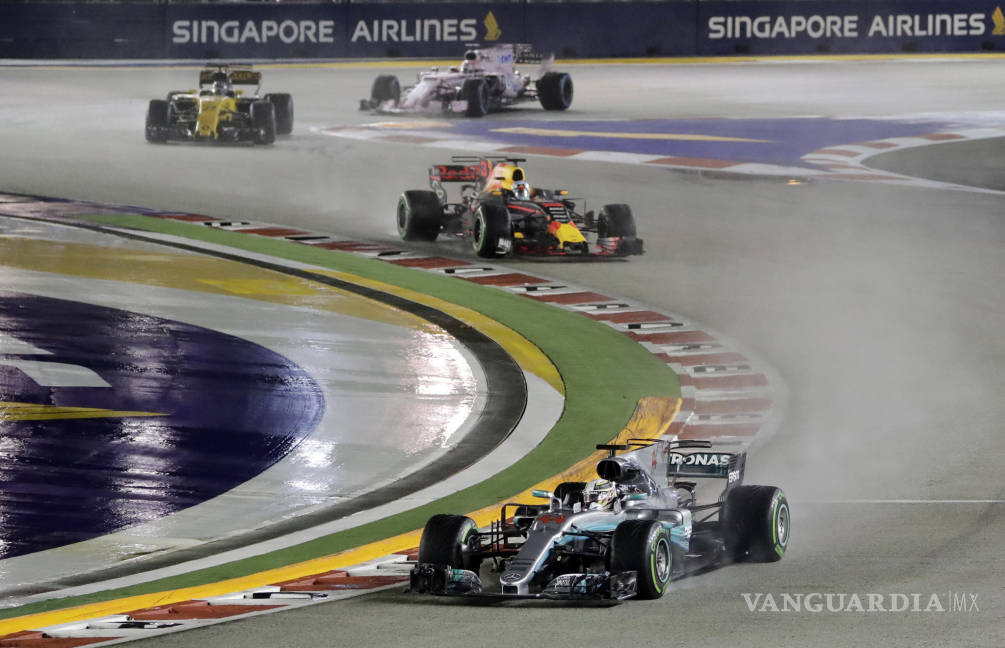 $!Hamilton se lleva el triunfo en el GP de Singapur