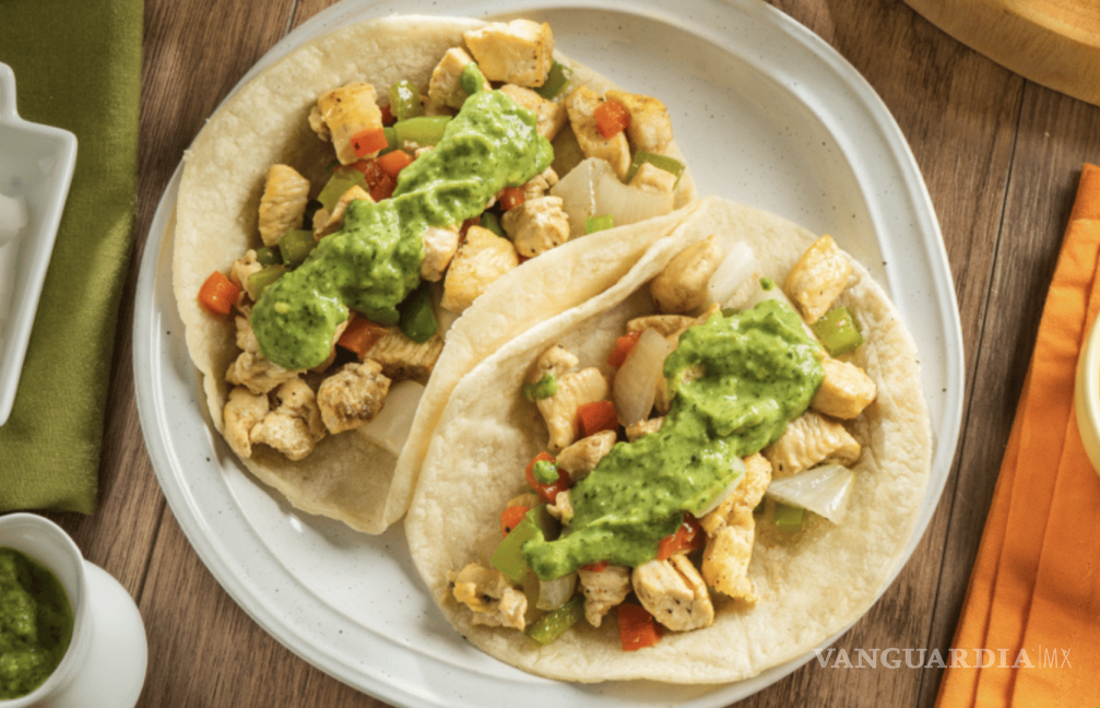 $!Tacos de pollo con guacamole.