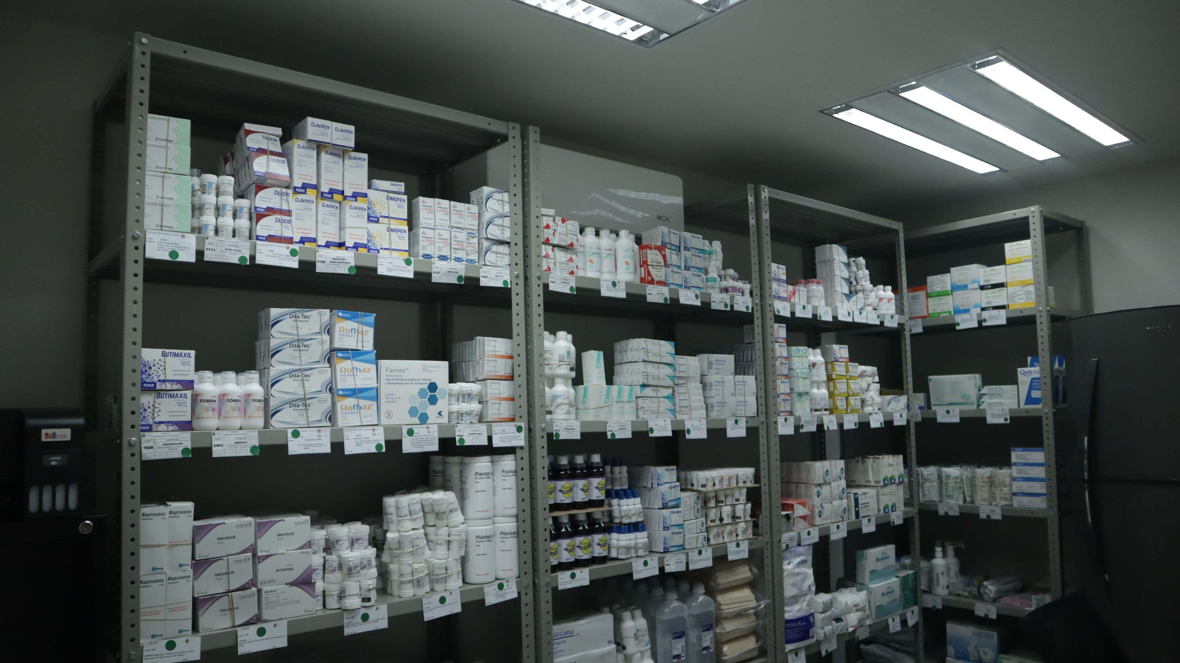 Revelan compras por más de 2 mil 100 mdp a distribuidores irregulares en sector salud