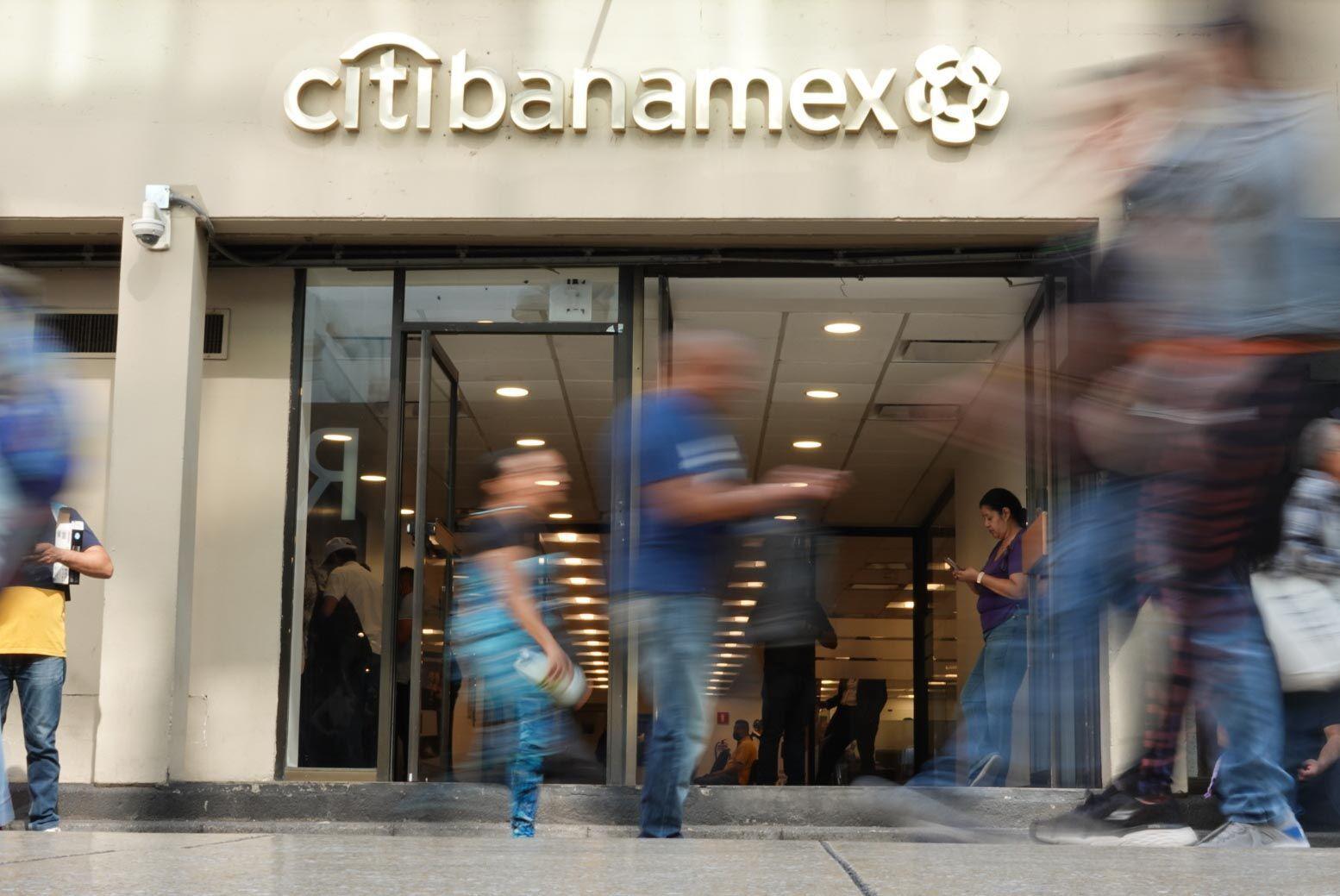 Entra a la puja: Ofrece Grupo México comprar 100% de Banamex . Noticias en tiempo real