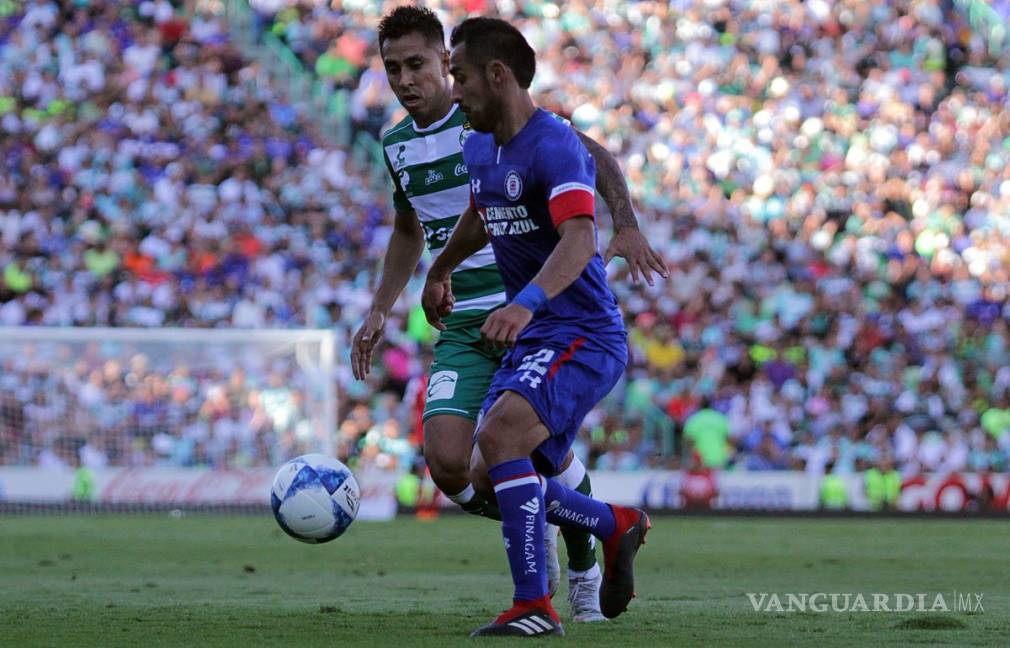 $!En el mejor duelo de la Jornada 7, Santos y Cruz Azul reparten puntos