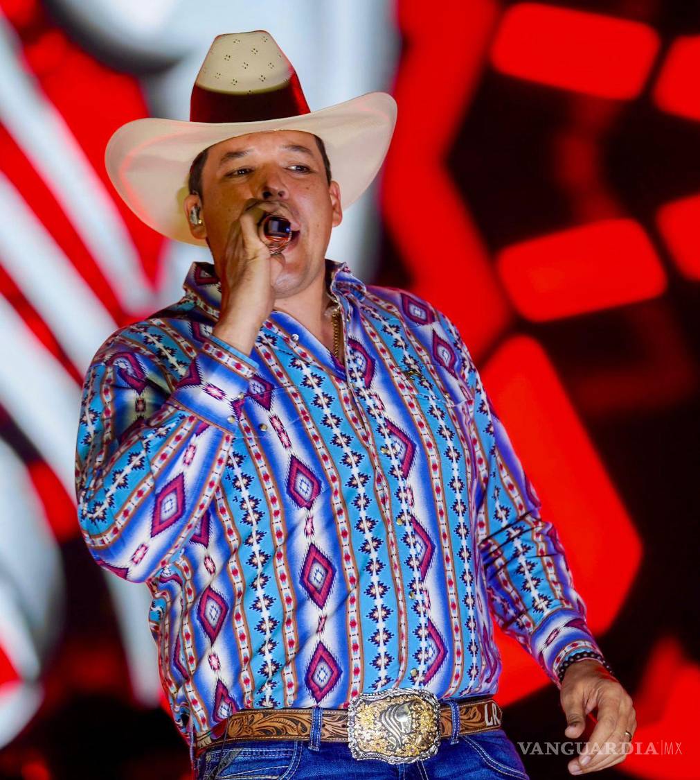 $!Leandro Ríos ofreció un concierto histórico ante más de 25 mil personas.