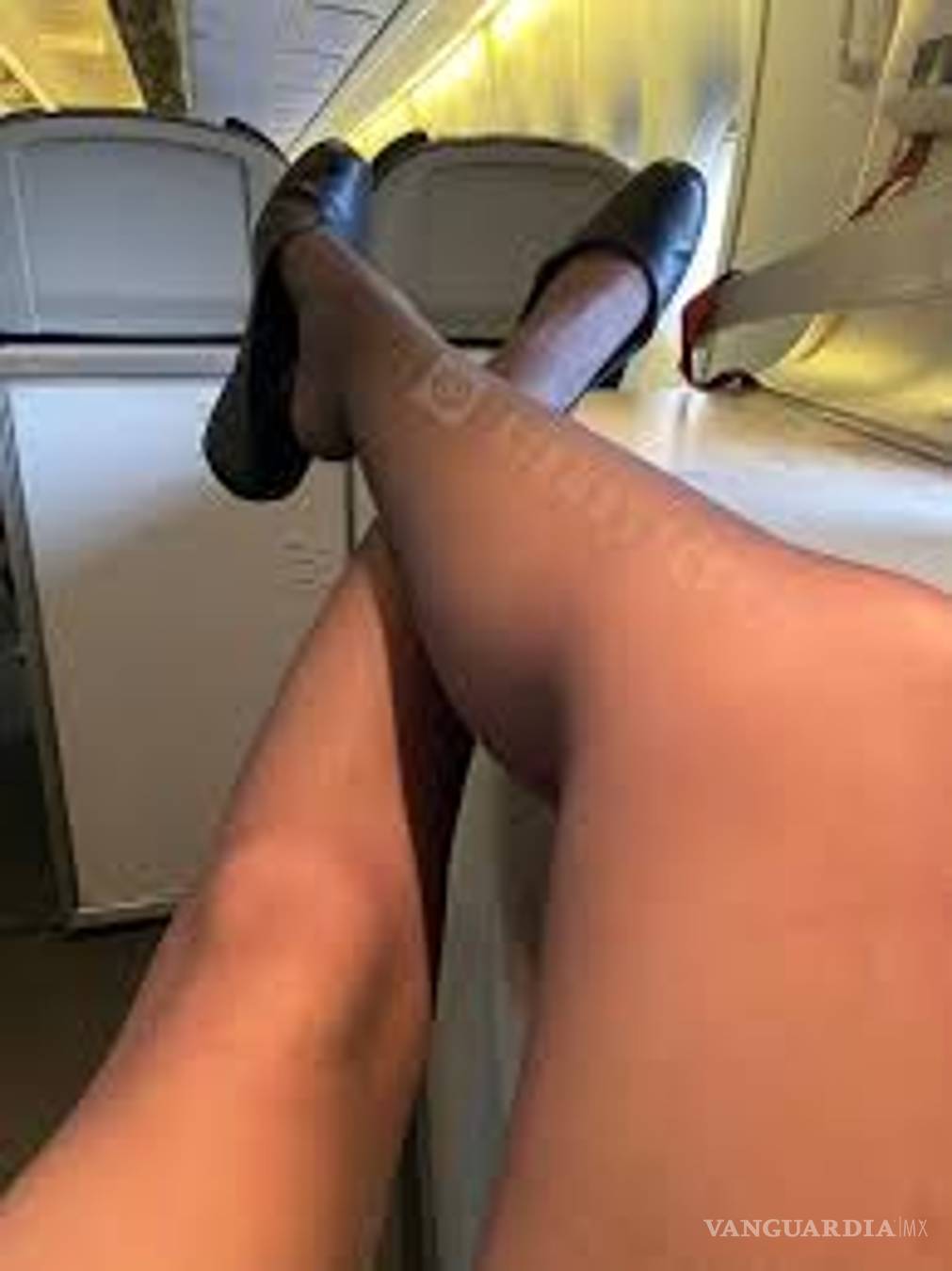 $!Azafata ofrece sexoservicio entre vuelos e incluso en aviones