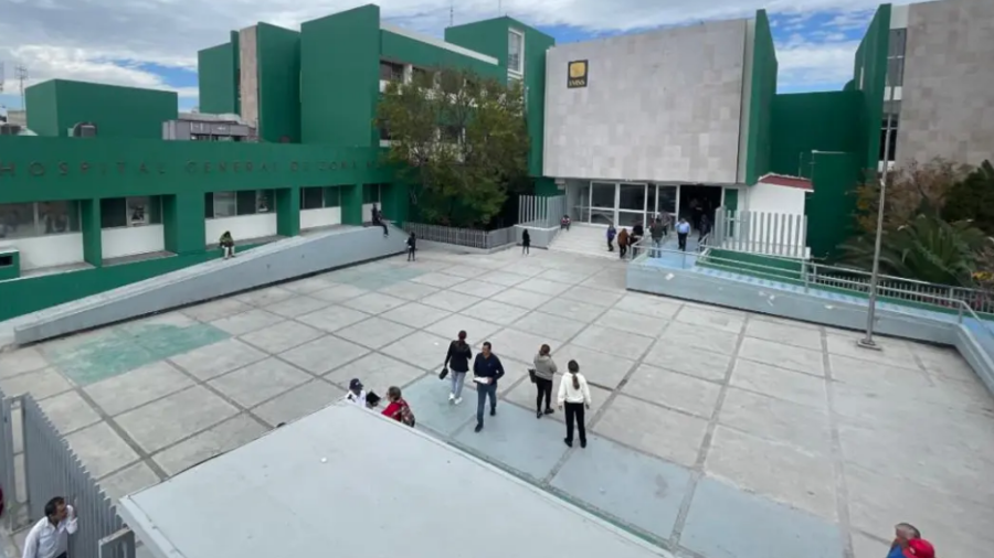 El joven permaneció bajo atención médica en la Clínica 2 del IMSS tras haber ingerido thinner en un domicilio de la colonia Mirasierra.