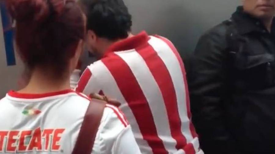 Chivas está buscando a Gonzalo, el fanático que lloró frente a sus hijos