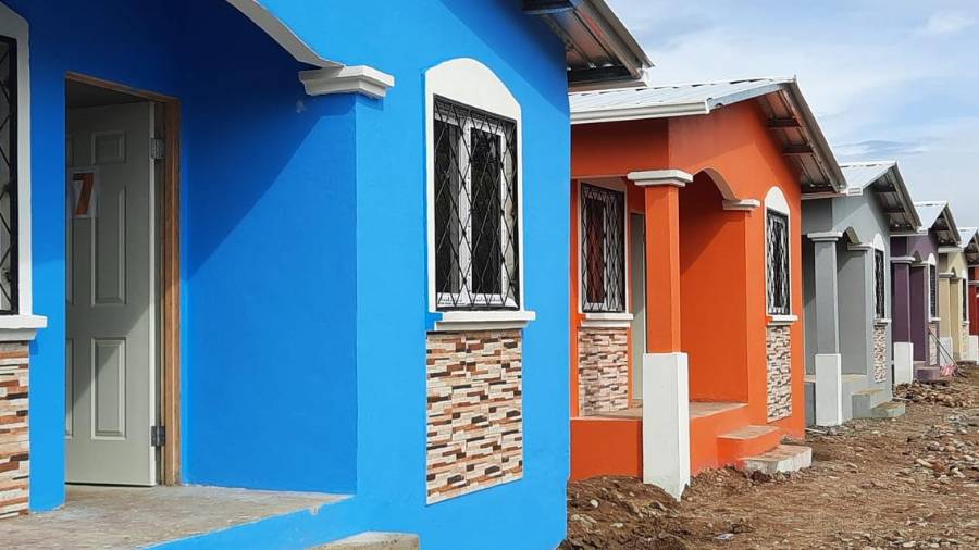 Señaló que será en enero que incrementen costos del cemento y otros materiales, lo que incrementará 20% los costos. FOTO: ESPECIAL.