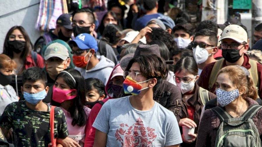 ¿Tercera ola de contagios? Se detiene baja acelerada de hospitalizados en CDMX