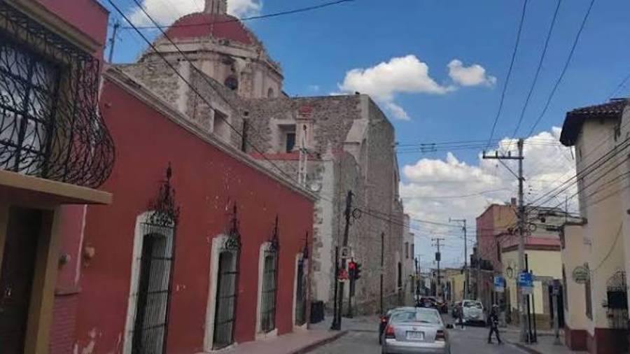 Se informó que se hizo hace 3 ó 4 años un plan piloto en Mérida, con buen éxito, sin embargo, ahora se quiere hacer de una categoría exclusivamente para jóvenes.