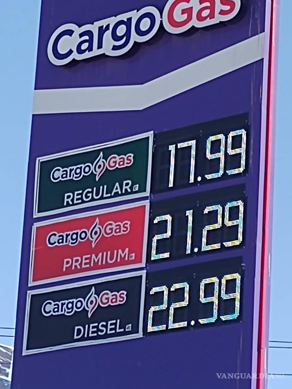 $!Cargo Gas O entre las calles de Cárdenas y Abasolo.