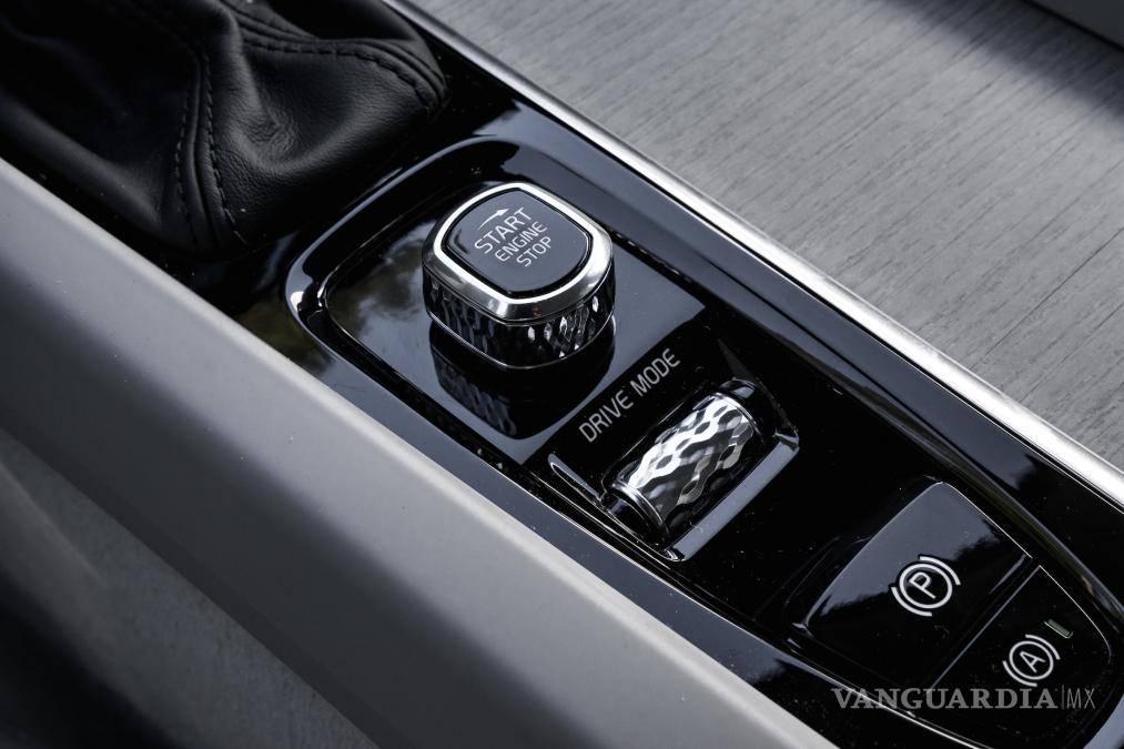 $!Volvo XC60 se lleva el 'Oscar del motor', es el mejor coche del año