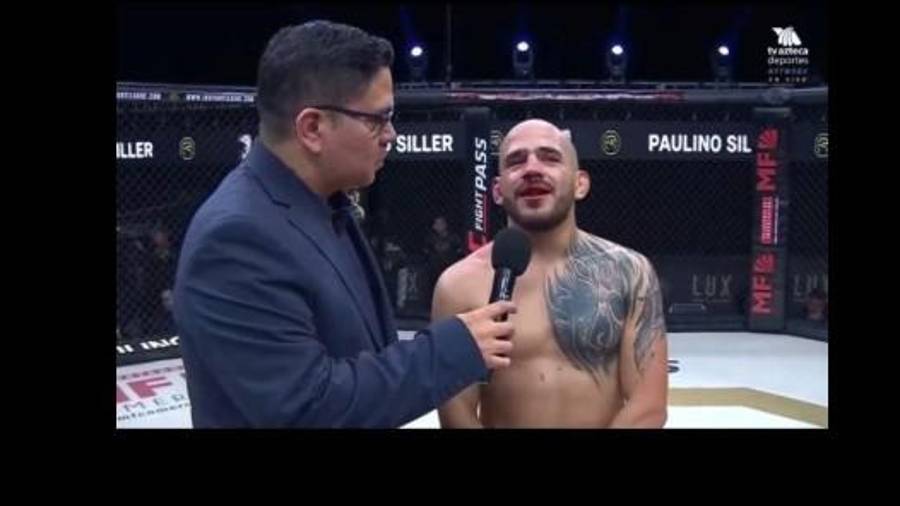 Paulino “Cuate” Siller celebra tras derrotar a Jorge Calvo y conquistar el campeonato mosca de LUX Fighting League