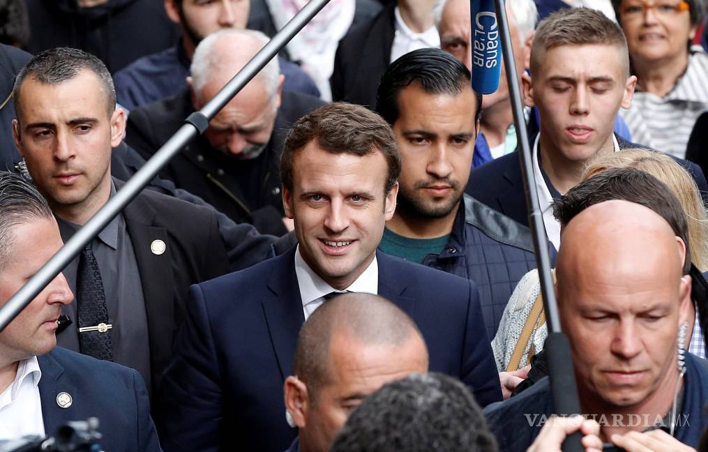 $!Acusan a Macron de encubrir a agente de seguridad violento