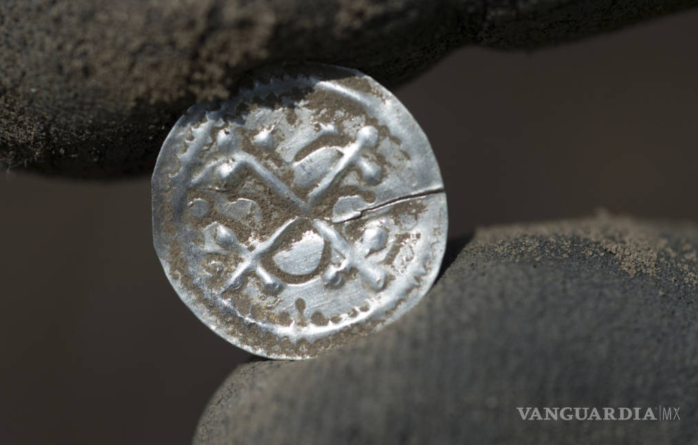 $!Descubren después de más mil años un tesoro de un rey vikingo en Alemania