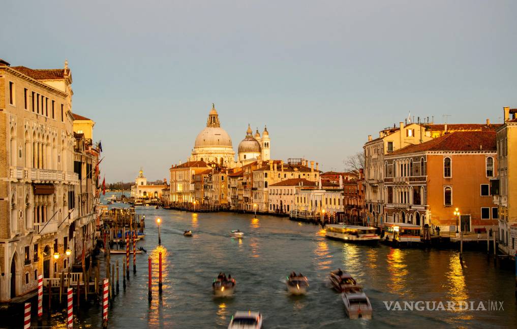 $!Venecia, Italia – Paseos en góndola.