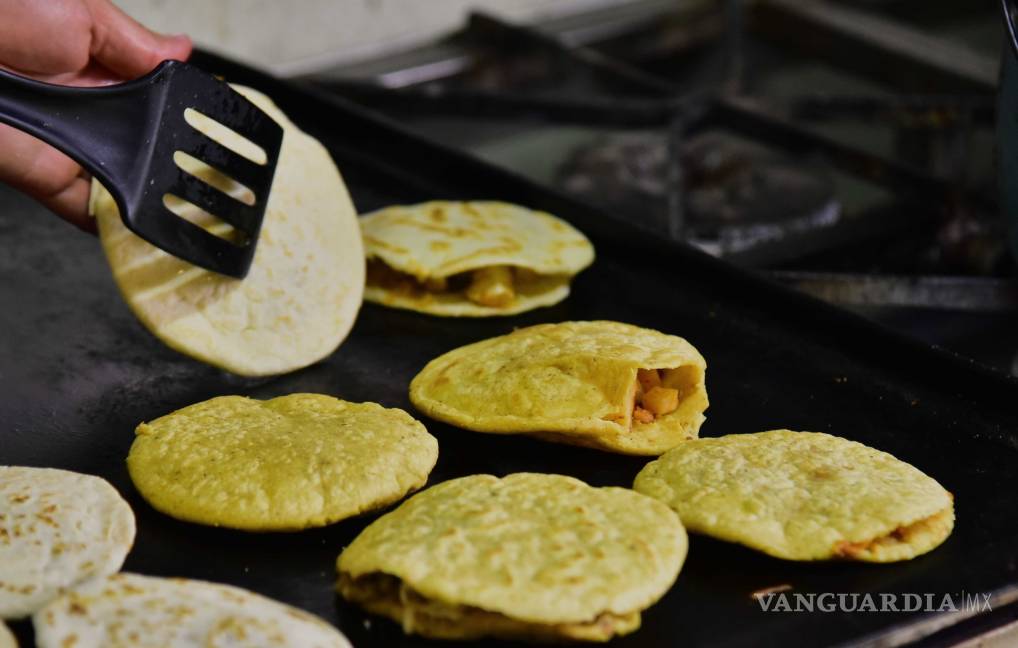 $!Tacos sin 'copia' en Saltillo... tras aumento en la tortilla