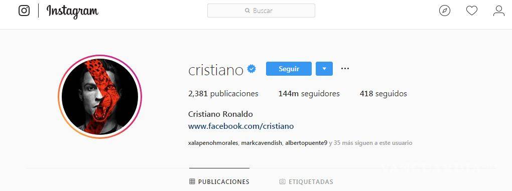 $!¿Amo de los likes? Cristiano Ronaldo deja 'en el pasto' a Selena Gomez en Instagram