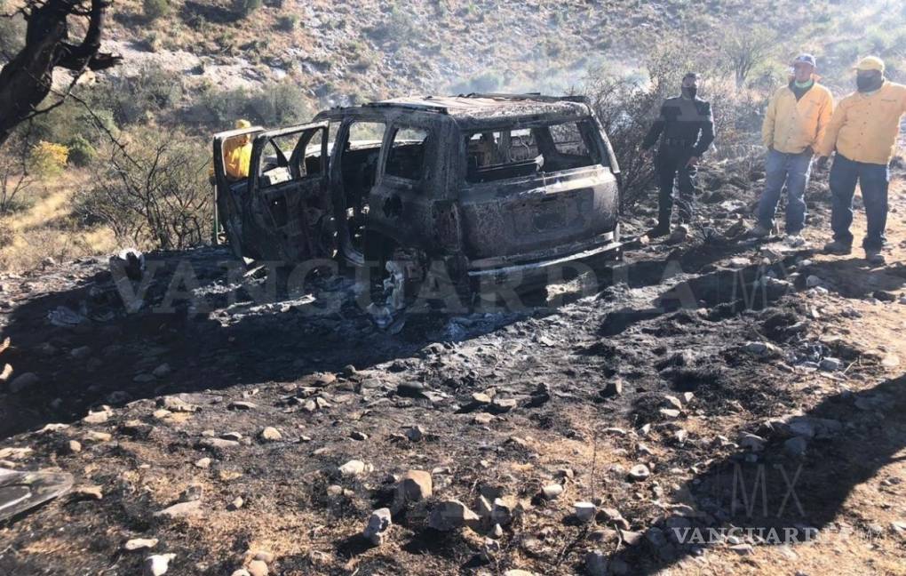 $!Camioneta provoca un incendio en la sierra de Zapalinamé, al oriente de Saltillo