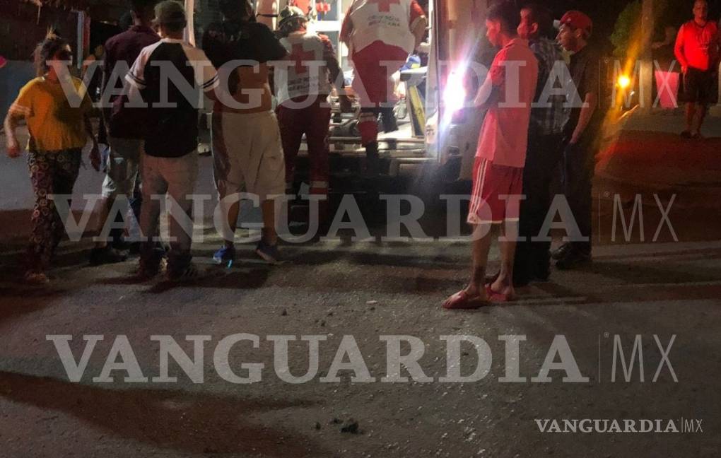 Supuestos policías intentan extorsionar a jóvenes y los atropellan, al sur de Saltillo