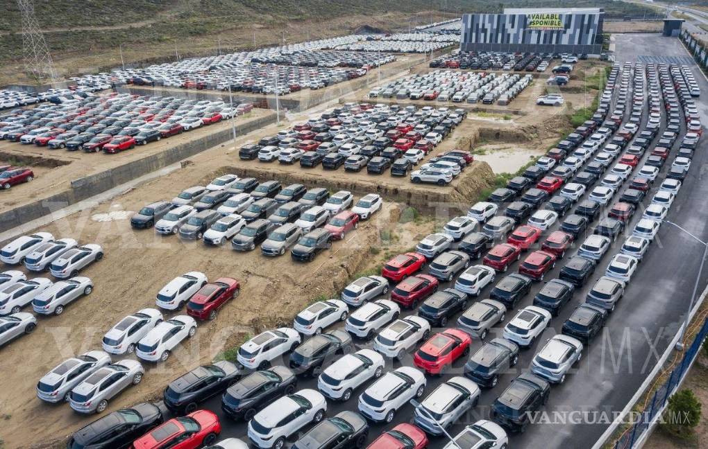 Coahuila: Así lucen miles de autos parados por falta de chips en Saltillo y Ramos Arizpe
