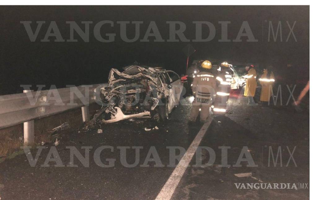 $!Tragedia: Seis muertos deja accidente en carretera Saltillo-Zacatecas