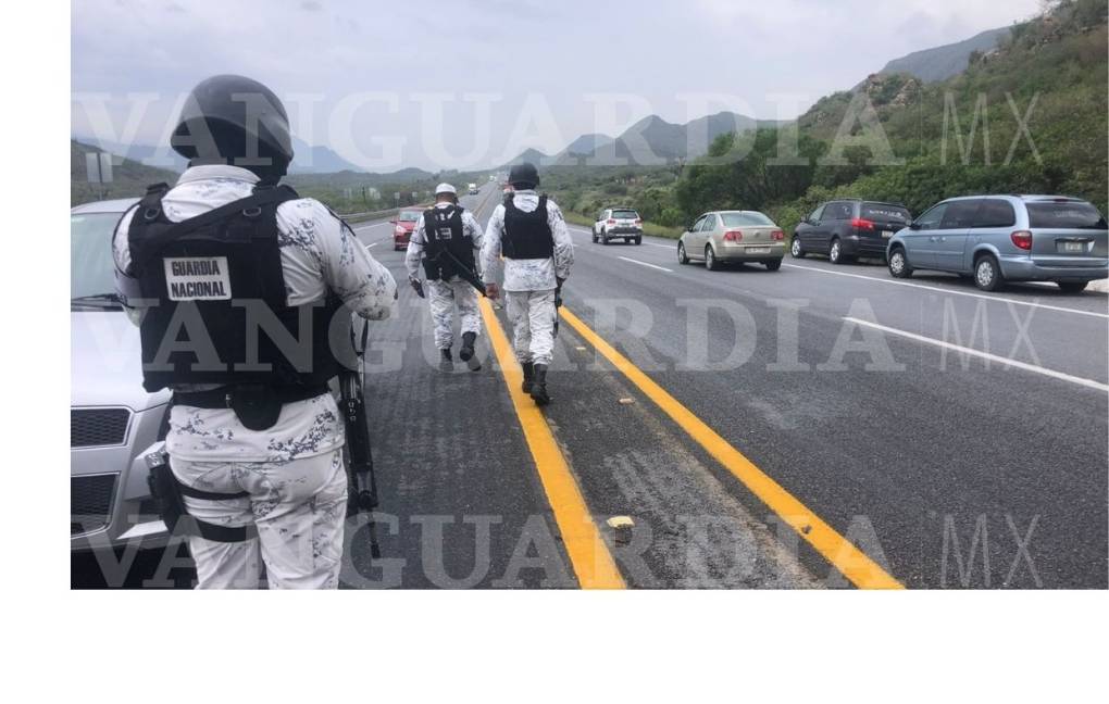 $!Hombre de la tercera edad muere camino al hospital, en la carretera a Torreón