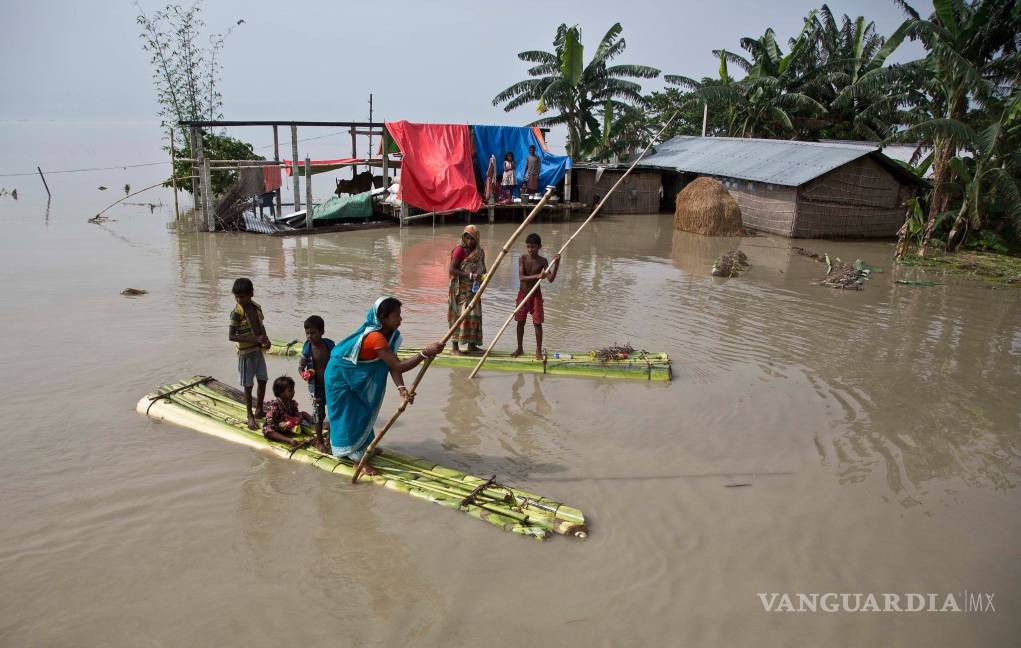 $!El desastre que es ignorado; inundaciones en India, Bangladesh y Nepal han dejado más de mil muertos