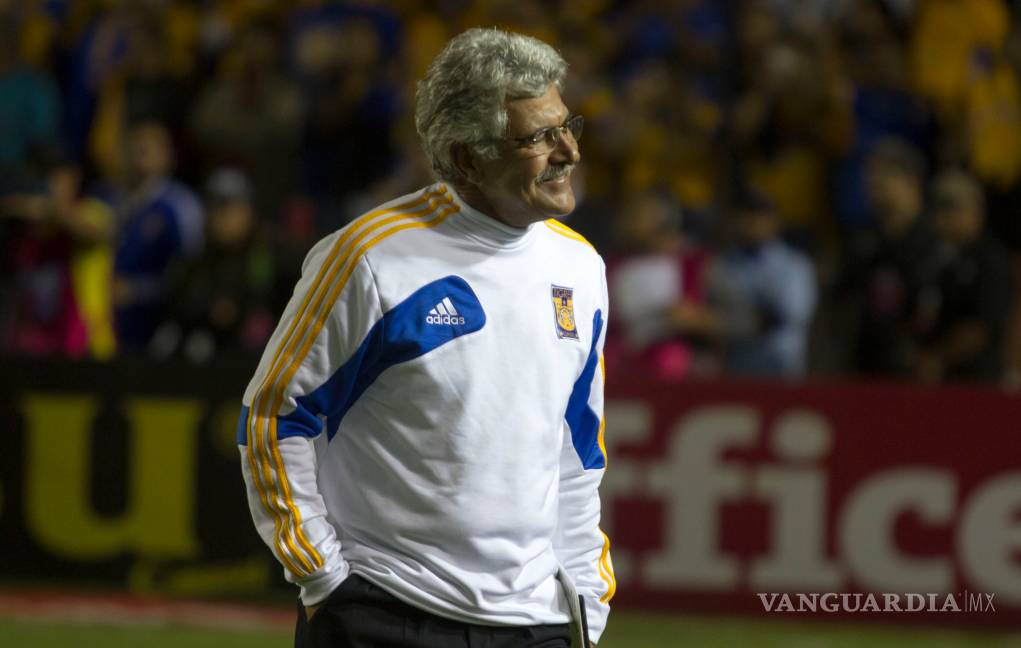 Vargas encontrará en Tigres el nivel de Chile, señala el Tuca