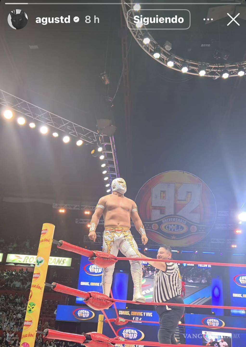 $!BTS sorprende en Arena México; Jimin, Jin y Suga disfrutan función de lucha libre con Místico