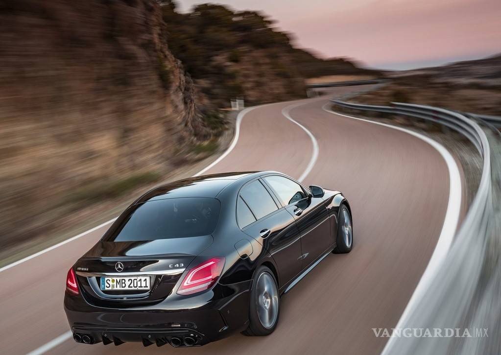 $!Mercedes-AMG C 43 4MATIC, 390 caballos y modo circuito lleno de lujo
