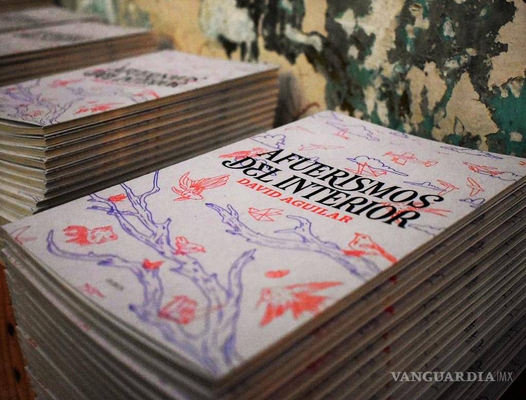 $!Acerca de su debut en la literatura, el cantautor asegura que todo fue un ‘accidente’, uno que agradece.